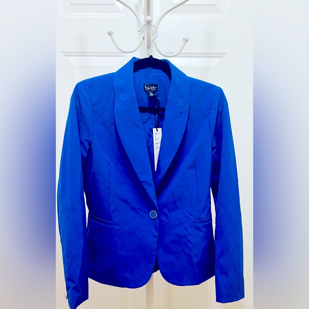 Women’s Nicole Miller Business Pant Suit NWT